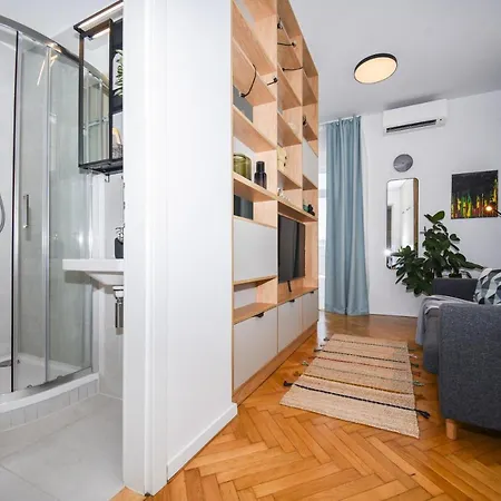 Center - Comfy & Modern * براتسيلافا