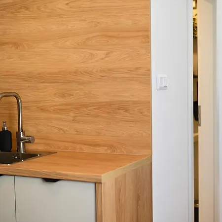 Center - Comfy & Modern Apartment *