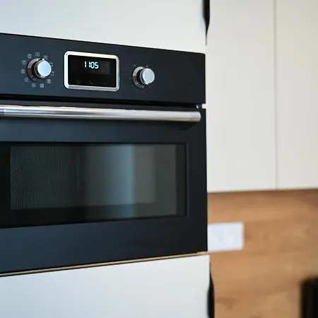 Center - Comfy & Modern *