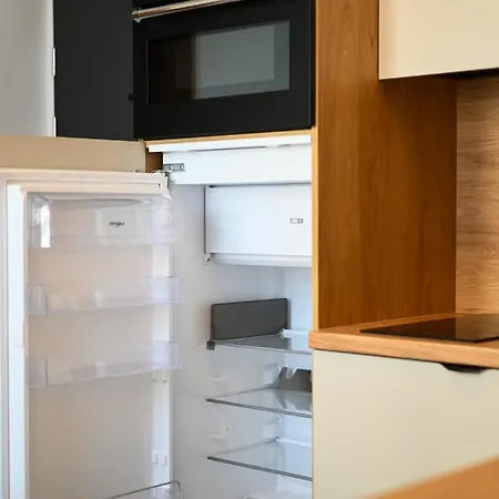 Center - Comfy & Modern شقة براتسيلافا